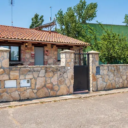 La Casa Del Carpintero Kır Evi Zarapicos